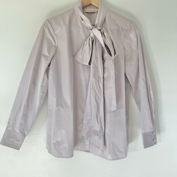 Tory Burch Daphne Bow Blouse In Sheer Lavender Light Purple Size 6 NWT‎ - Picture 2 of 10